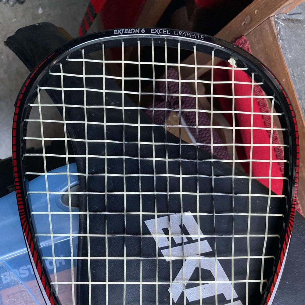 Ektelon Excel Racket Ball Racket with cover - Picture 6 of 7
